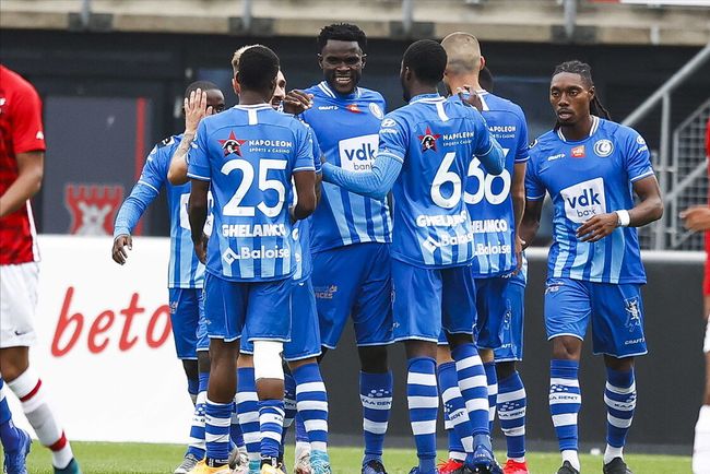 争冠的有利 争冠的有利