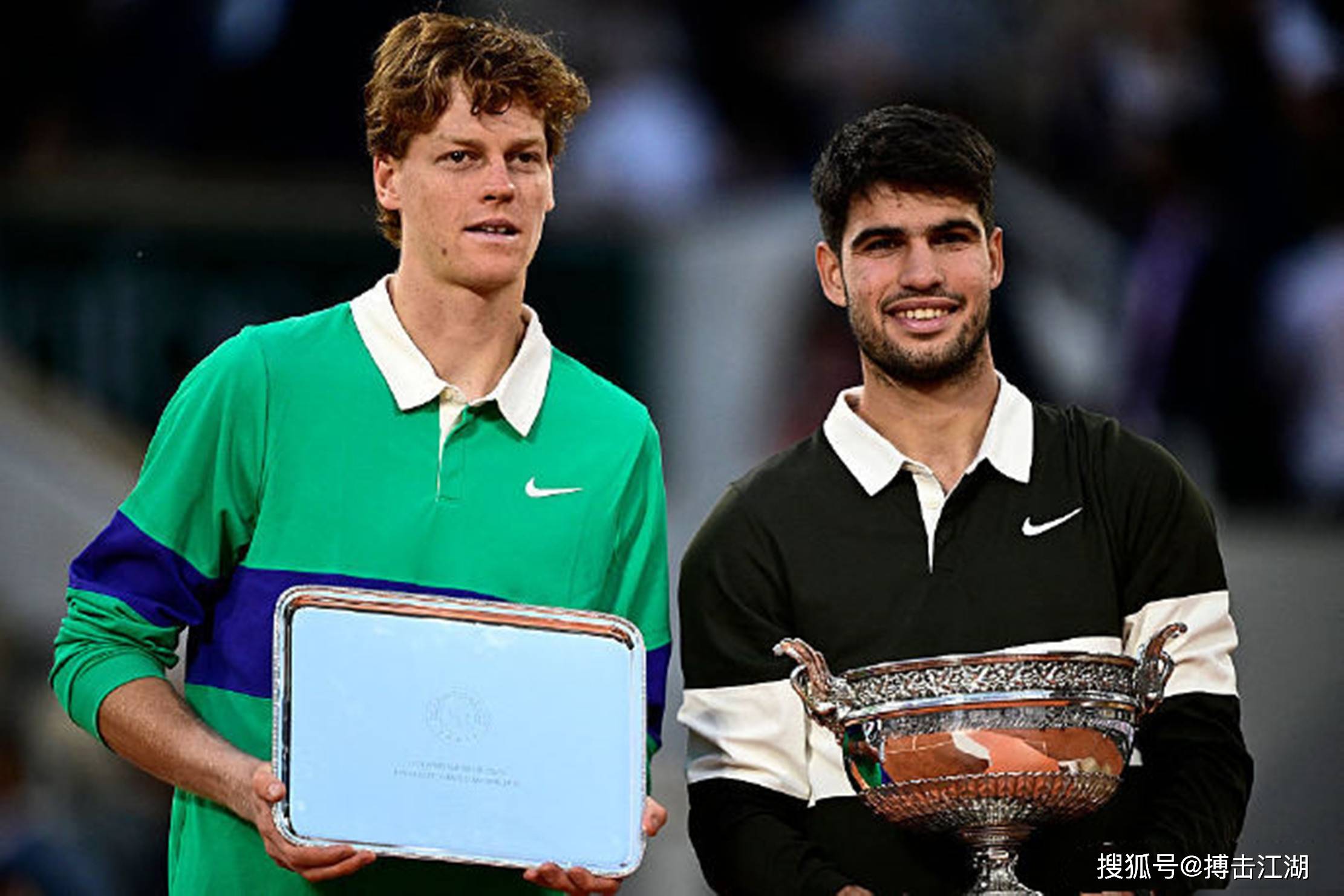 名性让不少 名性让不少