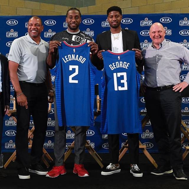 坚决撤退 坚决撤退